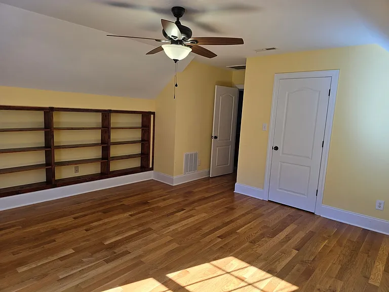 3653 Pleasants Ridge Dr — Photo 28