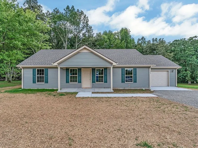 393 Flowertown Rd — Photo 1