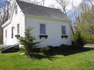 215 Parker Rd, Barnstable, MA 02630