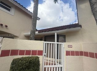 1004 San Remo Cir, Homestead, FL 33035