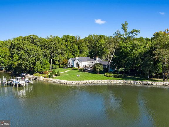 3rd image of 1524 Cedar Lane Farm Rd