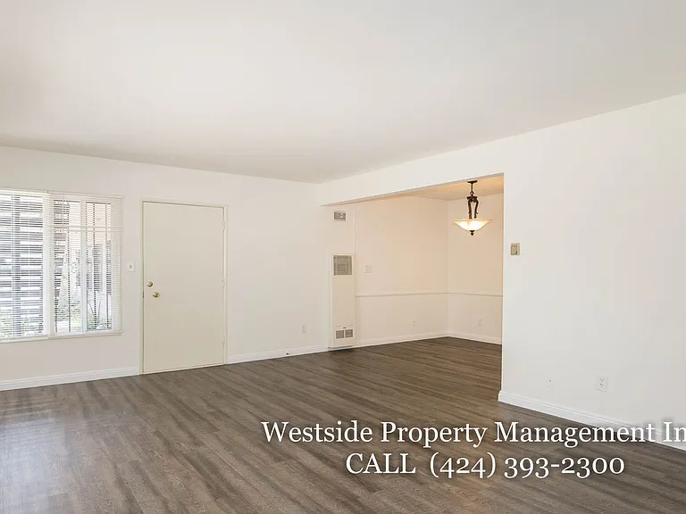 145 N La Peer Dr #4 — Photo 6