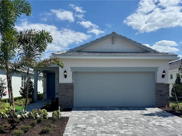 4403 Pinafore St #215, Vero Beach, FL 32967