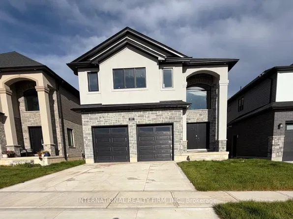 891 Darnley Blvd, London, ON N6M 0L9