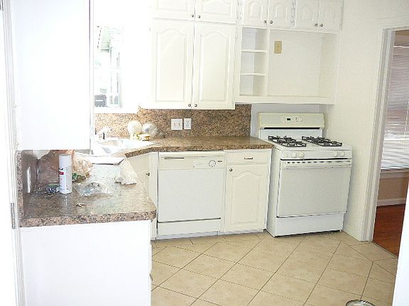 3rd image of 1509 O Ave