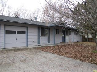 840 SE 6th St, Prineville, OR 97754