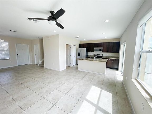5th image of 2541 NW Treviso Cir #E0041