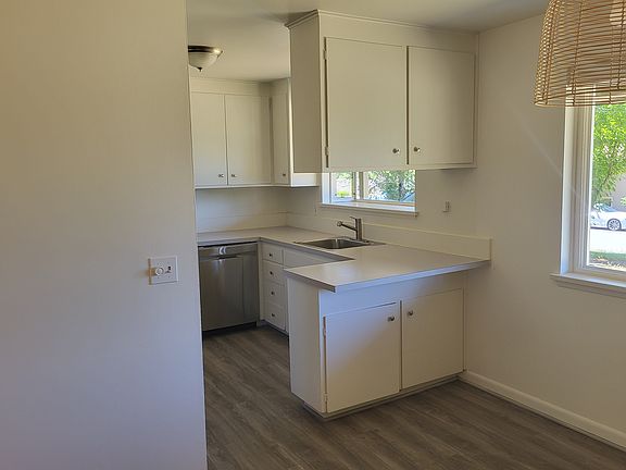 5th image of 2418 138th Ave SE