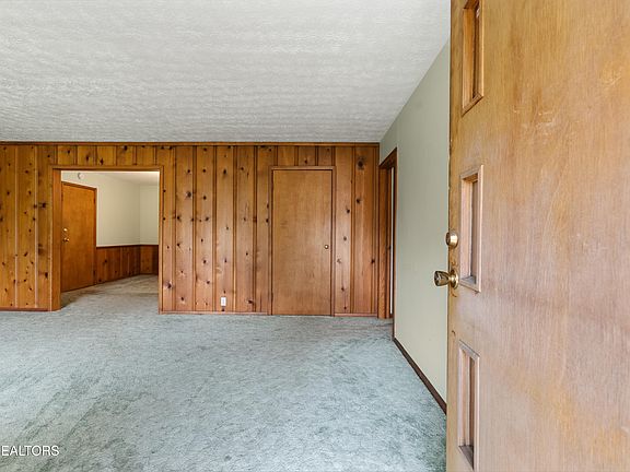 5th image of 7005 Downing Dr