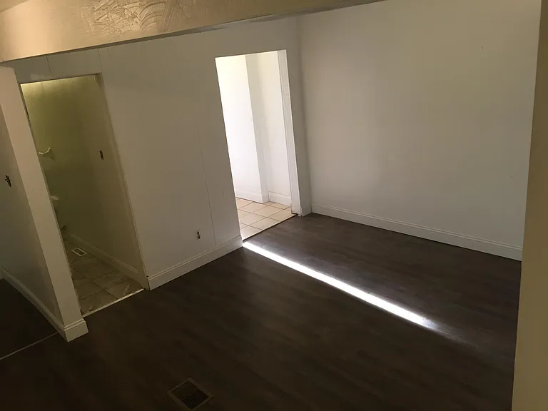 3209 Ward St #1 — Photo 11