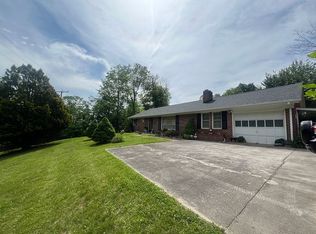 1377 Floyd Hwy N, Floyd, VA 24091