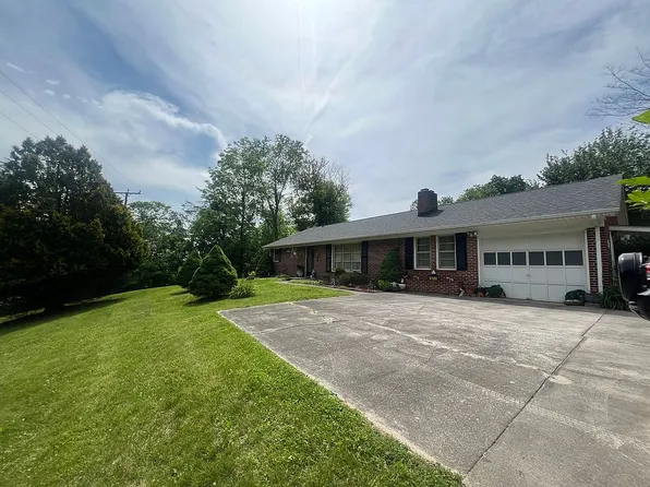 1377 Floyd Hwy N, Floyd, VA 24091