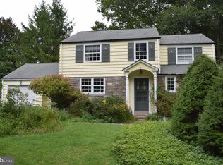 10 E Crown Ter, Morrisville, PA 19067