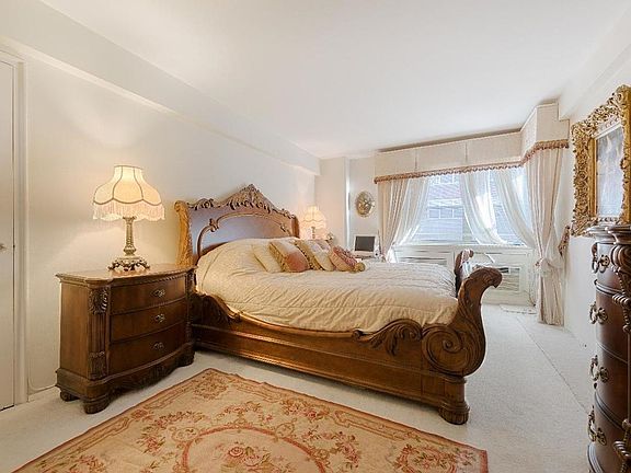 5th image of 35 Park Ave APT 3B