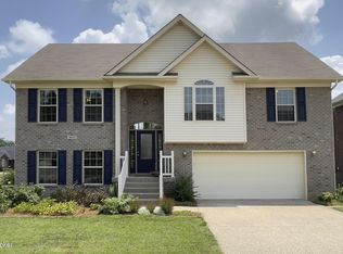 16501 Taunton Vale Rd, Louisville, KY 40245