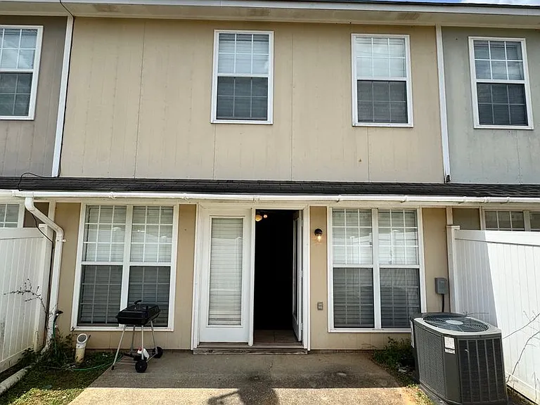 128 N Springview Dr — Photo 20