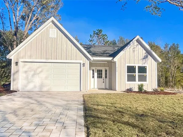 205 SW 246th Way, Newberry, FL 32669