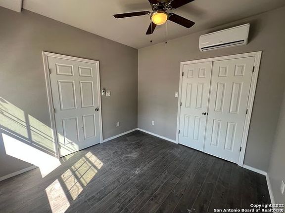 3rd image of 301 Warren St #7
