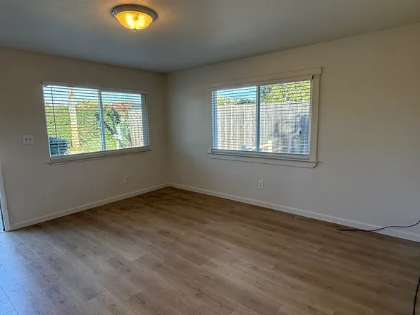 2194 Mattison Ln #A, Santa Cruz, CA 95062