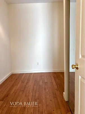 Rented by Voda Bauer Real Estate | media 39