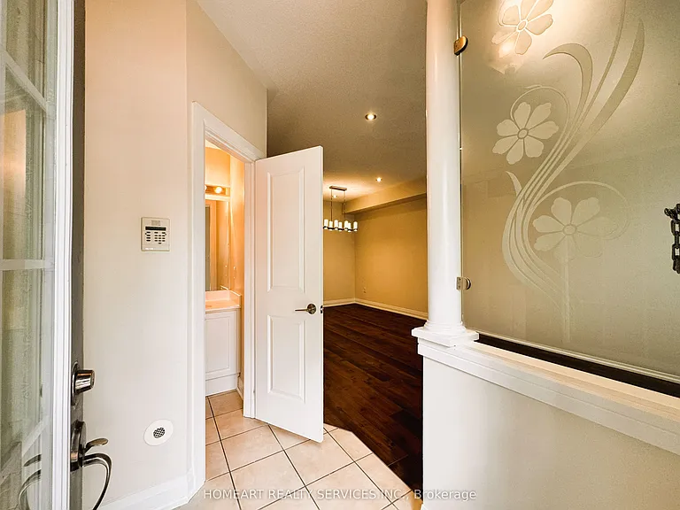 32 Glendora Ave — Photo 4