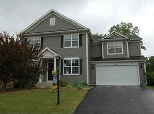 386 Oakmont Dr, Cary, IL 60013