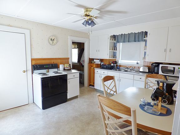 5th image of 58 Oakwood Ave