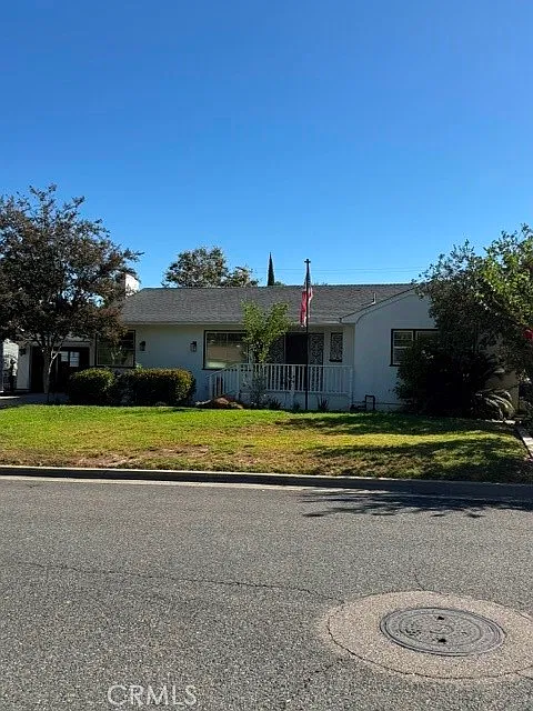 3 bed, 2079 sqft, $4,000 — Photo 3