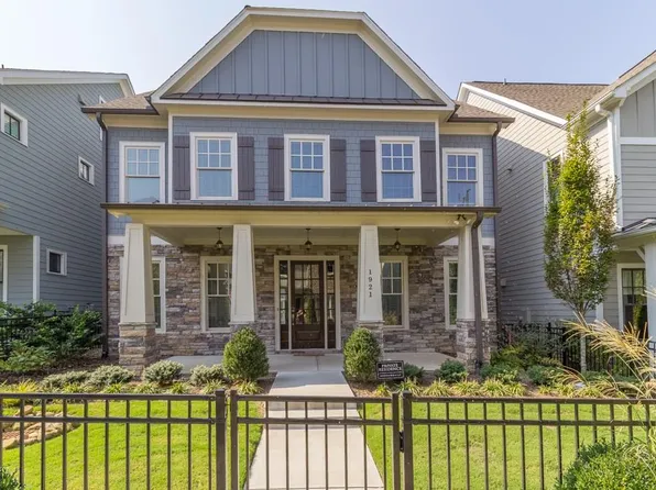 1921 Red Eagle Walk, Atlanta, GA 30318