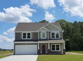 109 Rosedale Ct, Moyock, NC 27958