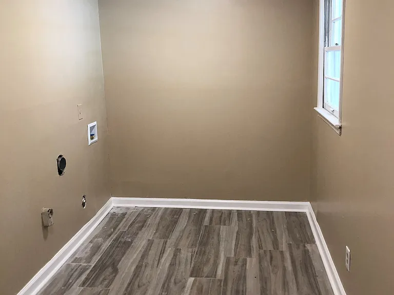 1165 Sharonton Dr — Photo 14