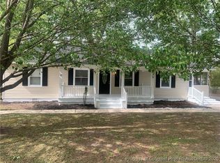 303 E Pleasant St, Roseboro, NC 28382