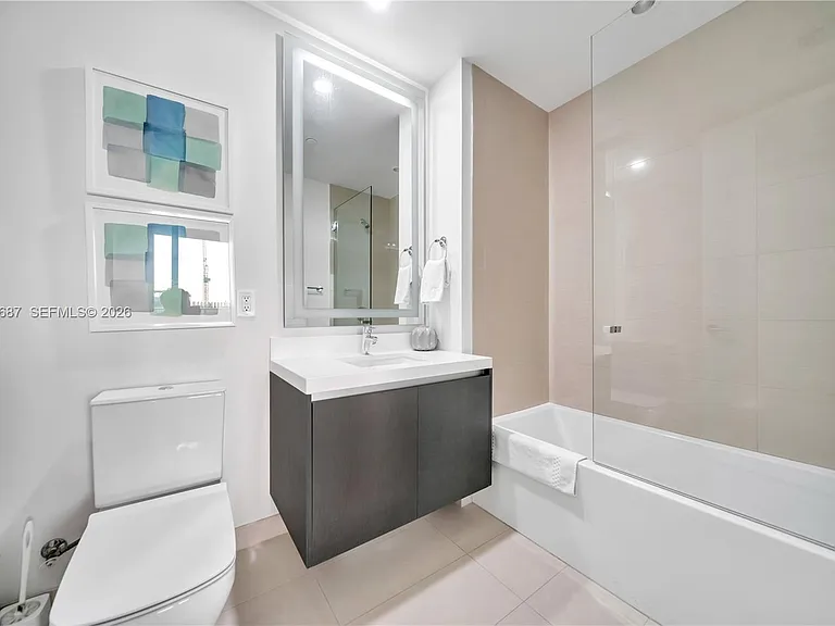 851 NE 1st Ave #Penthouse 4612 — Photo 25