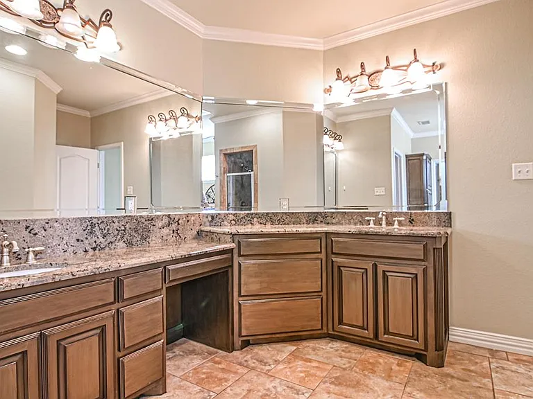 22 San Juan Ct — Photo 11