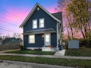 316 11th St NW, Cedar Rapids, IA 52405