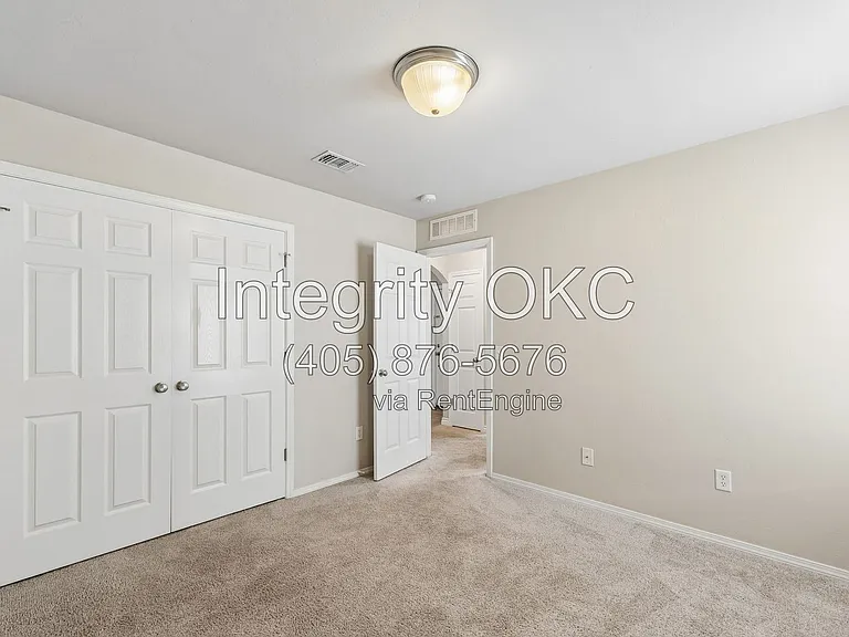 2800 NW 184th St — Photo 13