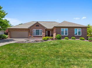 22 Barley Cir, Bloomington, IL 61704