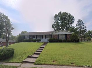 113 Derbyshire Dr, Belleville, IL 62226