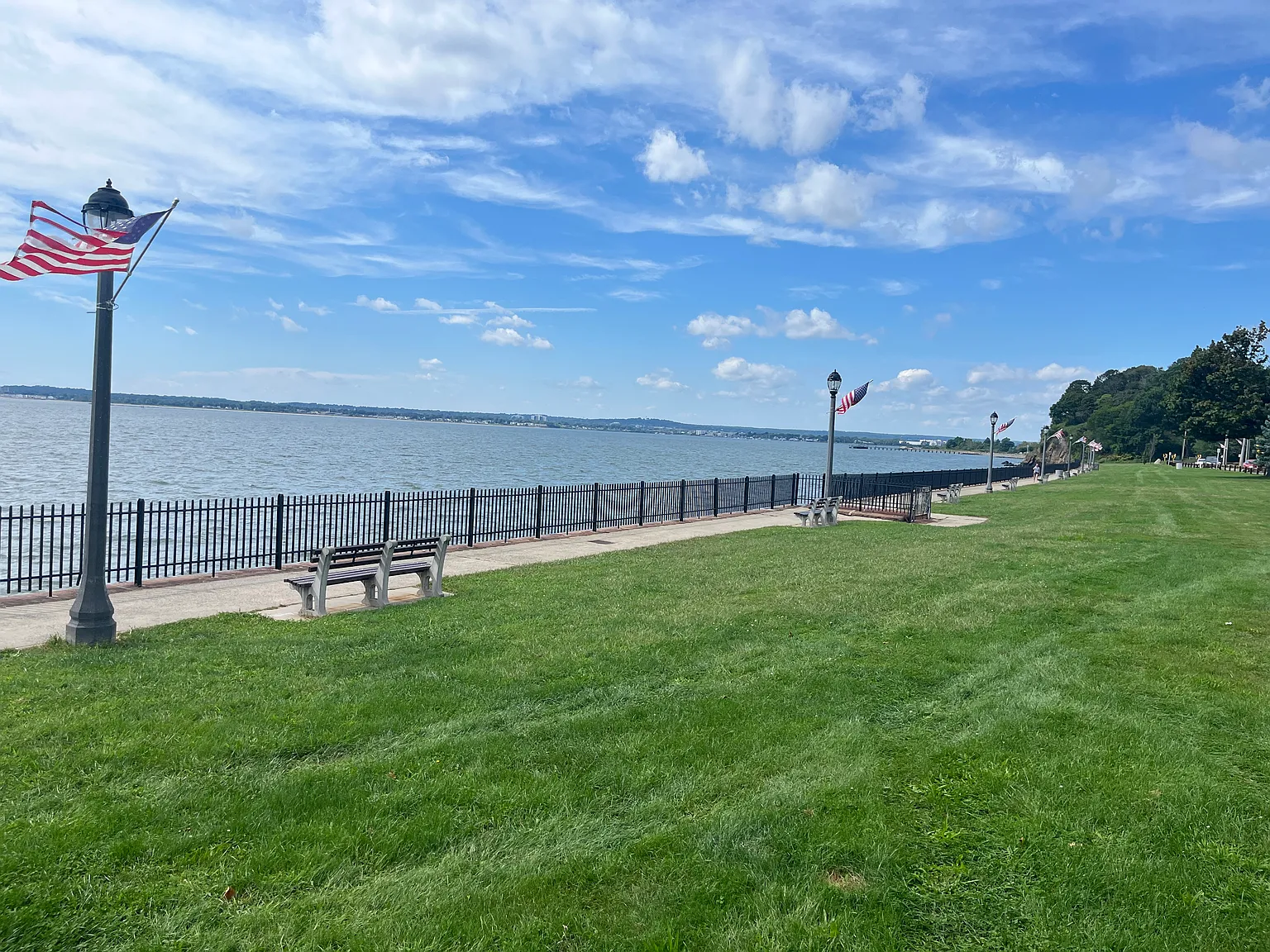 24 Woodward Ave — Photo 1