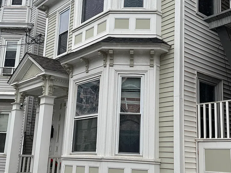 229 Saratoga St #2 — Photo 10