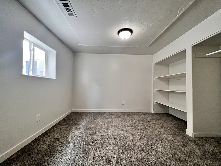 6822 W Minerva Ct — Photo 6