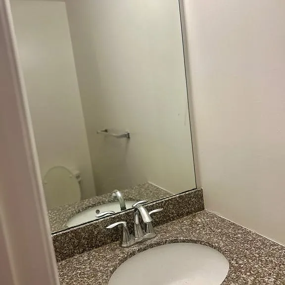 74 Tynemouth Ct — Photo 7