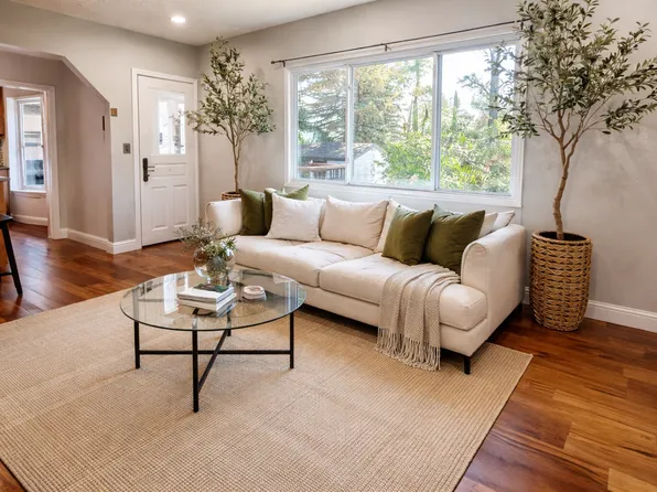 4329 Lawrence Dr, Castro Valley, CA 94546