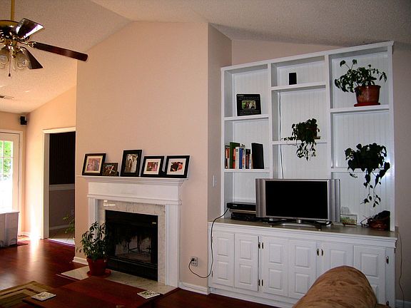 Feature wall with Fireplace and Built-in Bookcase