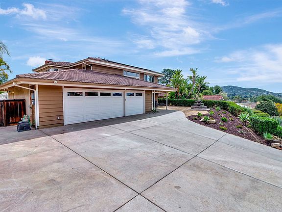4th image of 12957 Abra Dr