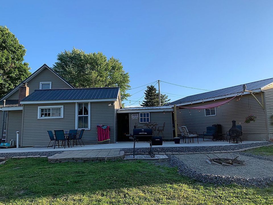 2nd image of 138 Riley St