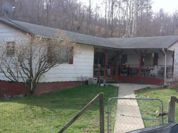 97 Berry Rd, Scottown, OH 45678