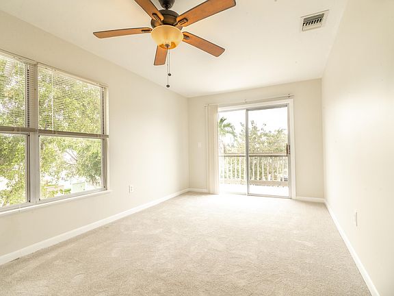 3rd image of 3255 Duck Ave APT 9