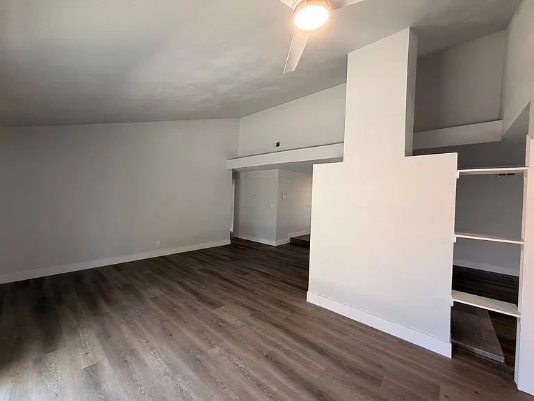 278 El Portal Way — Photo 17