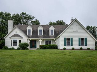 13840 W Morningview Ct, New Berlin, WI 53151